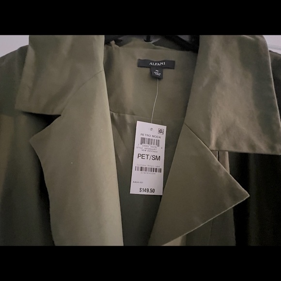 Trench Coat - Picture 5 of 9